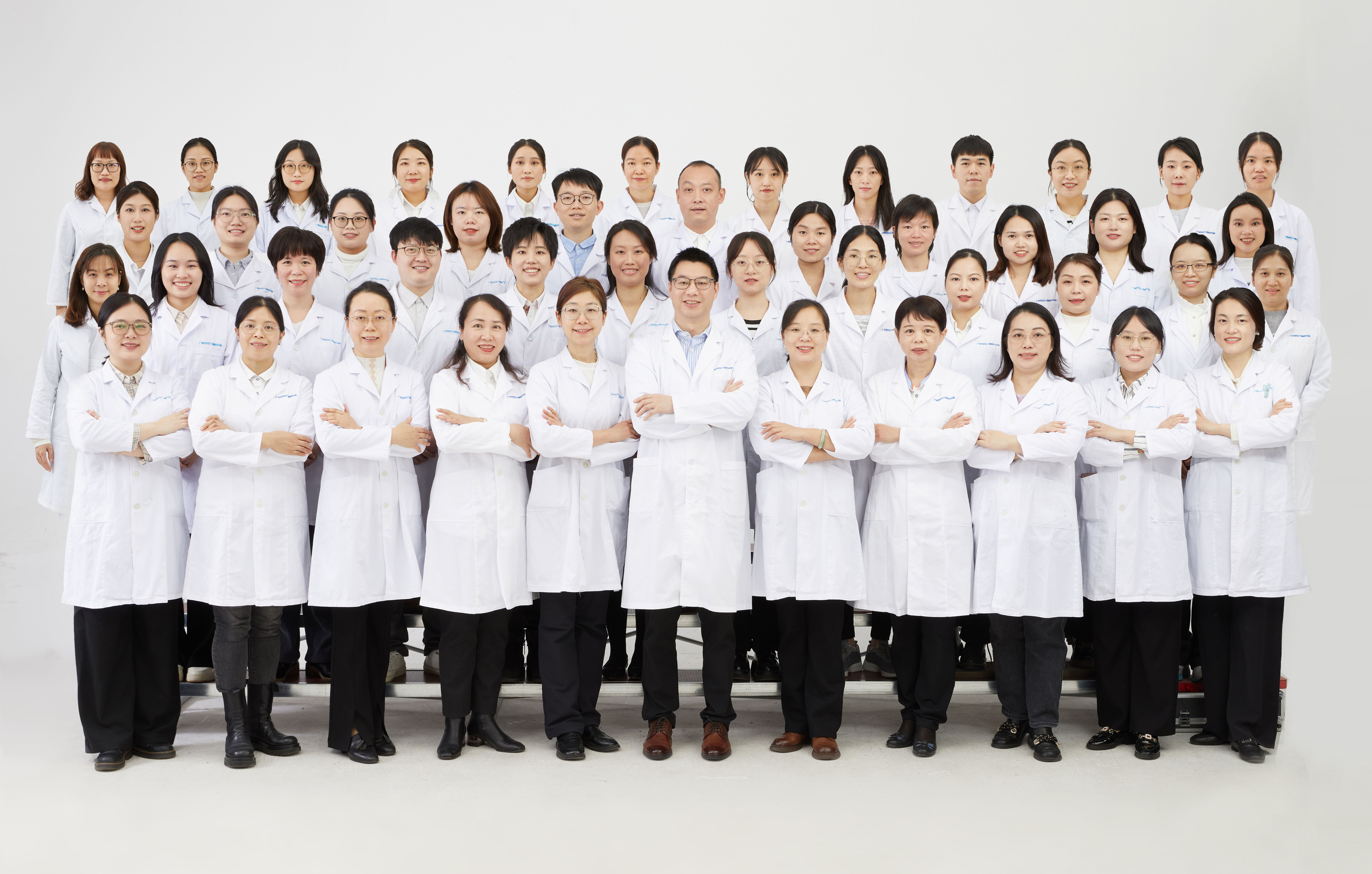 17876226992292717124.jpg 康复科科室合照260825.jpg
